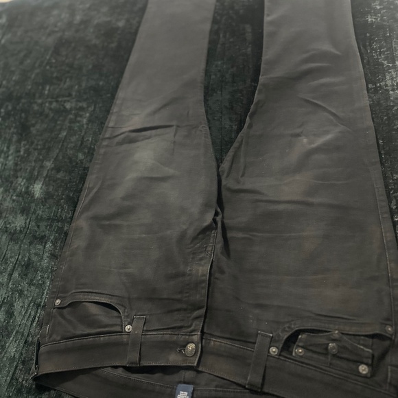Jeans - Picture 1 of 2